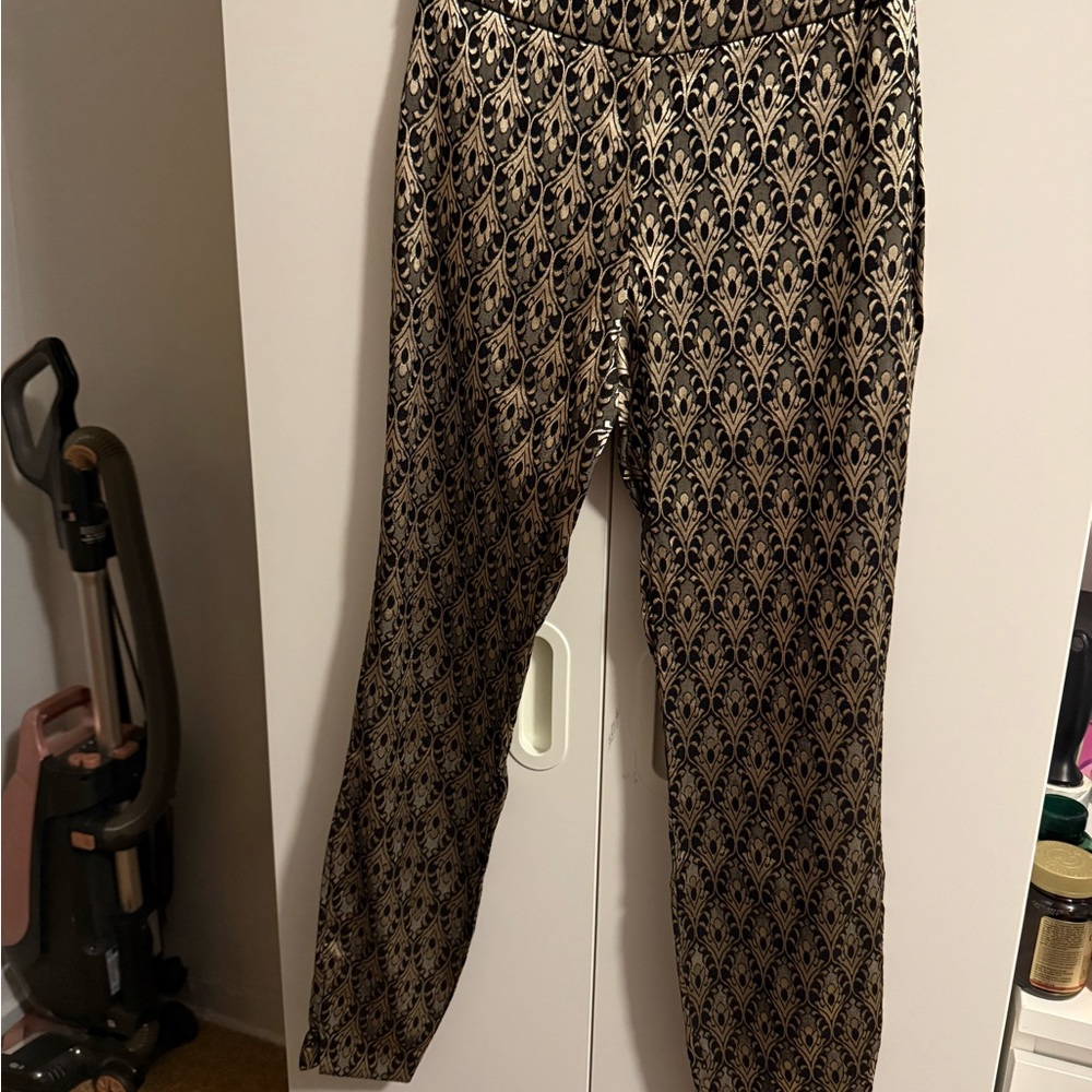 New York & Company Black and Gold Patterned Pants XXSP